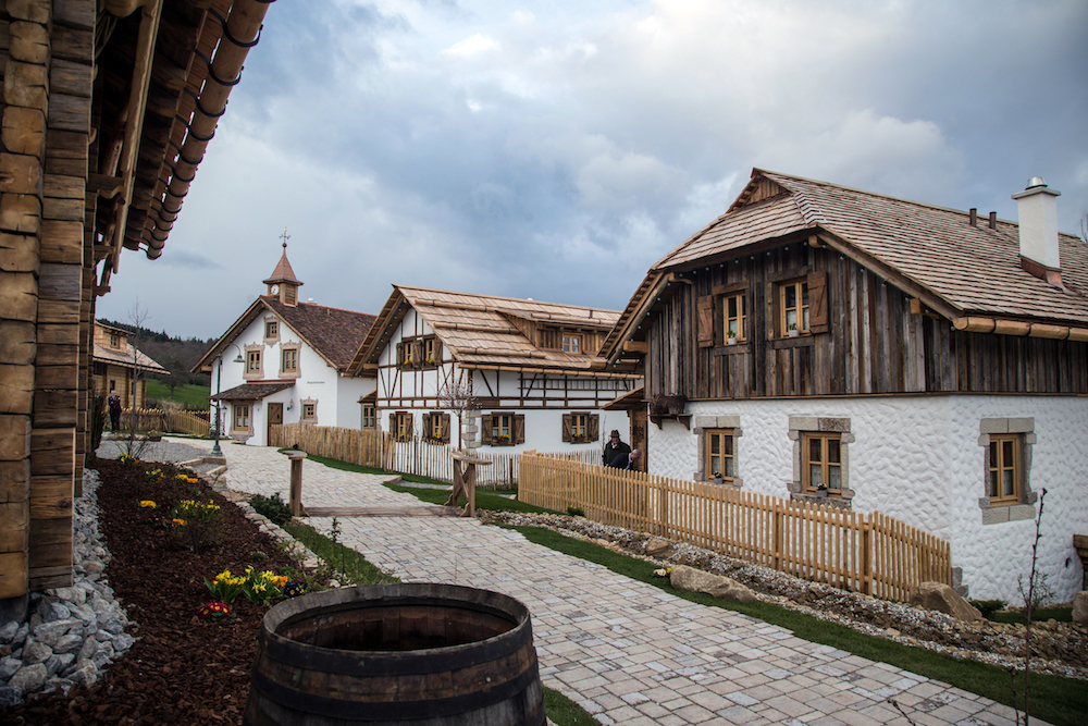 Blick ins “sDörfle”, das neben dem Sonnenhof liegt.