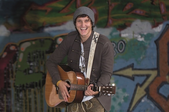 Marco Angelini Single