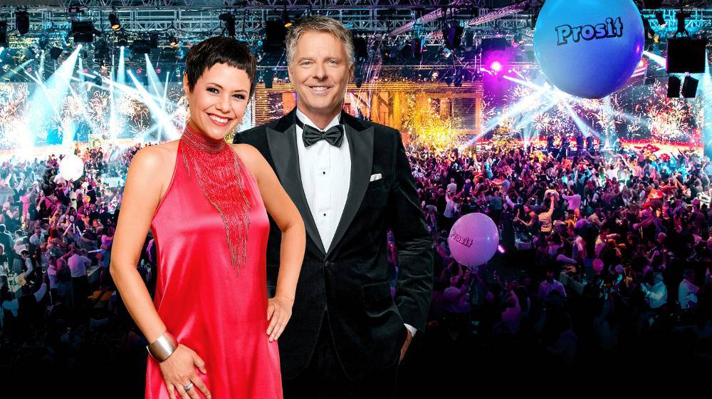 Francine Jordi und Jörg Pilawa präsentieren die “Silvestershow” im Ersten. 