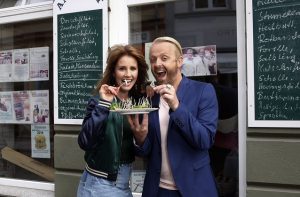 Mareile Höppner und Ross Antony entdecken mit “Schlager einer Stadt”  die Nordsee.