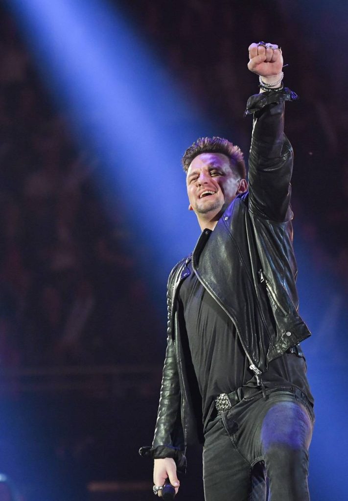 Ben Zucker rockte die Halle mit seiner Energie und Leidenschaft.