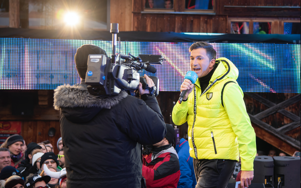 Lucas Cordalis bei der Apr├¿s Ski Party 2020