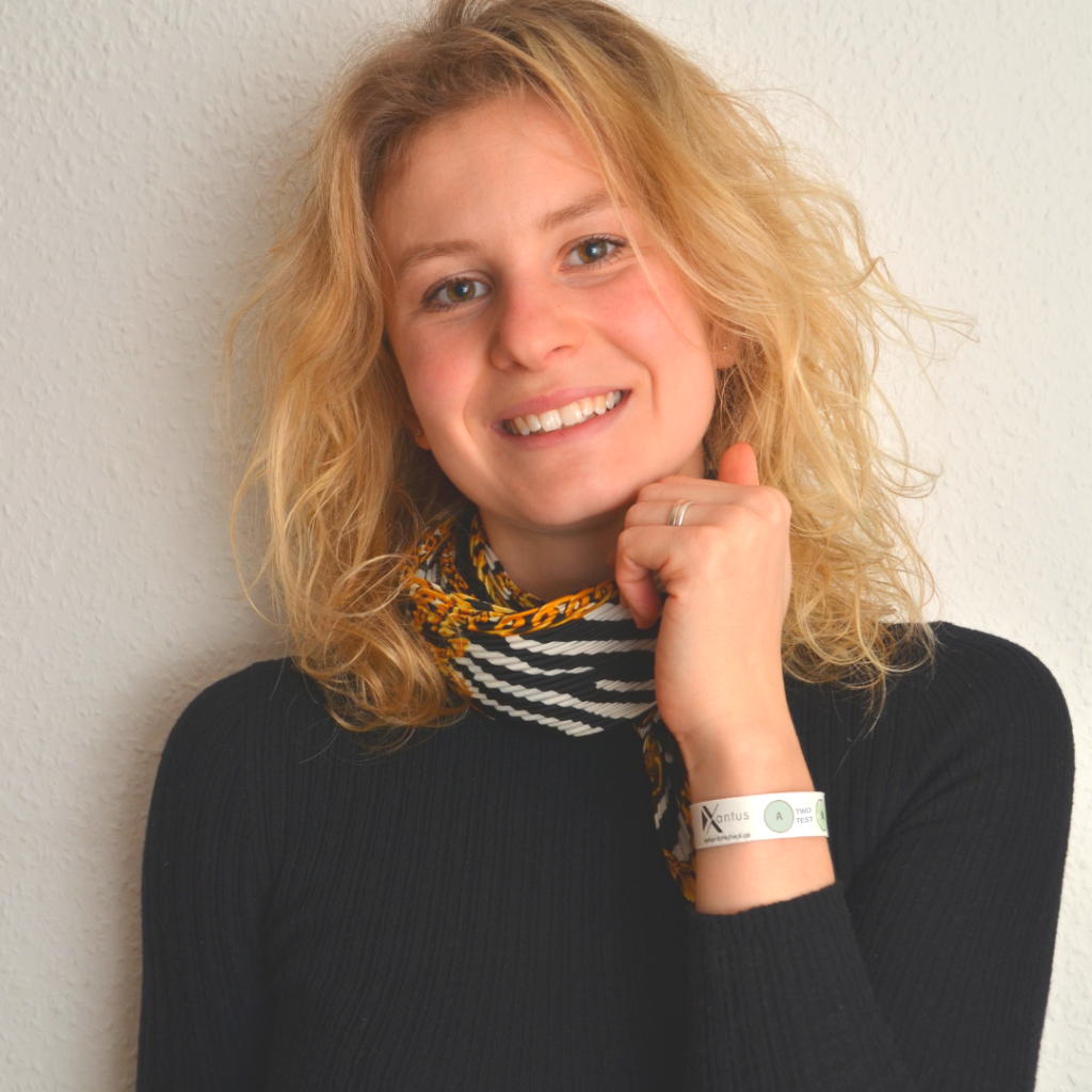 Kim Eisenmann und ihr Partner Sven Häuser haben Xantus gegründet. Sie sagen: “Unser Ziel ist es, das Feiern sicherer zu machen und die Anzahl der K.O. Tropfen Opfer zu reduzieren. Dafür stehen wir jeden Tag auf und nehmen jede Hürde.”