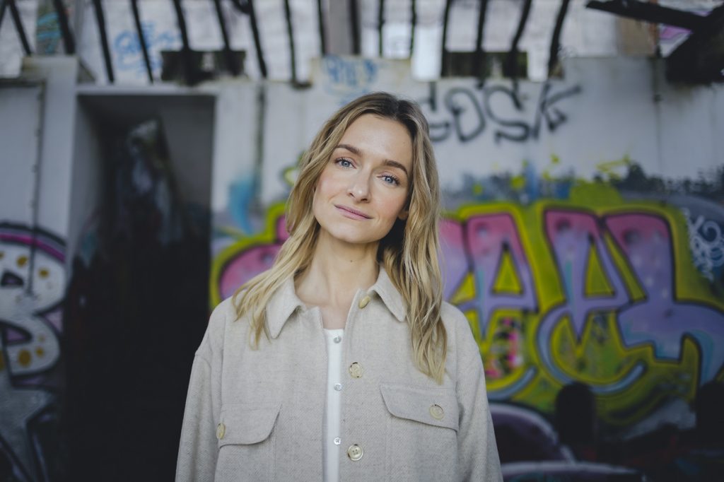 Sarah Zucker startet ihre Schlager-Karriere.