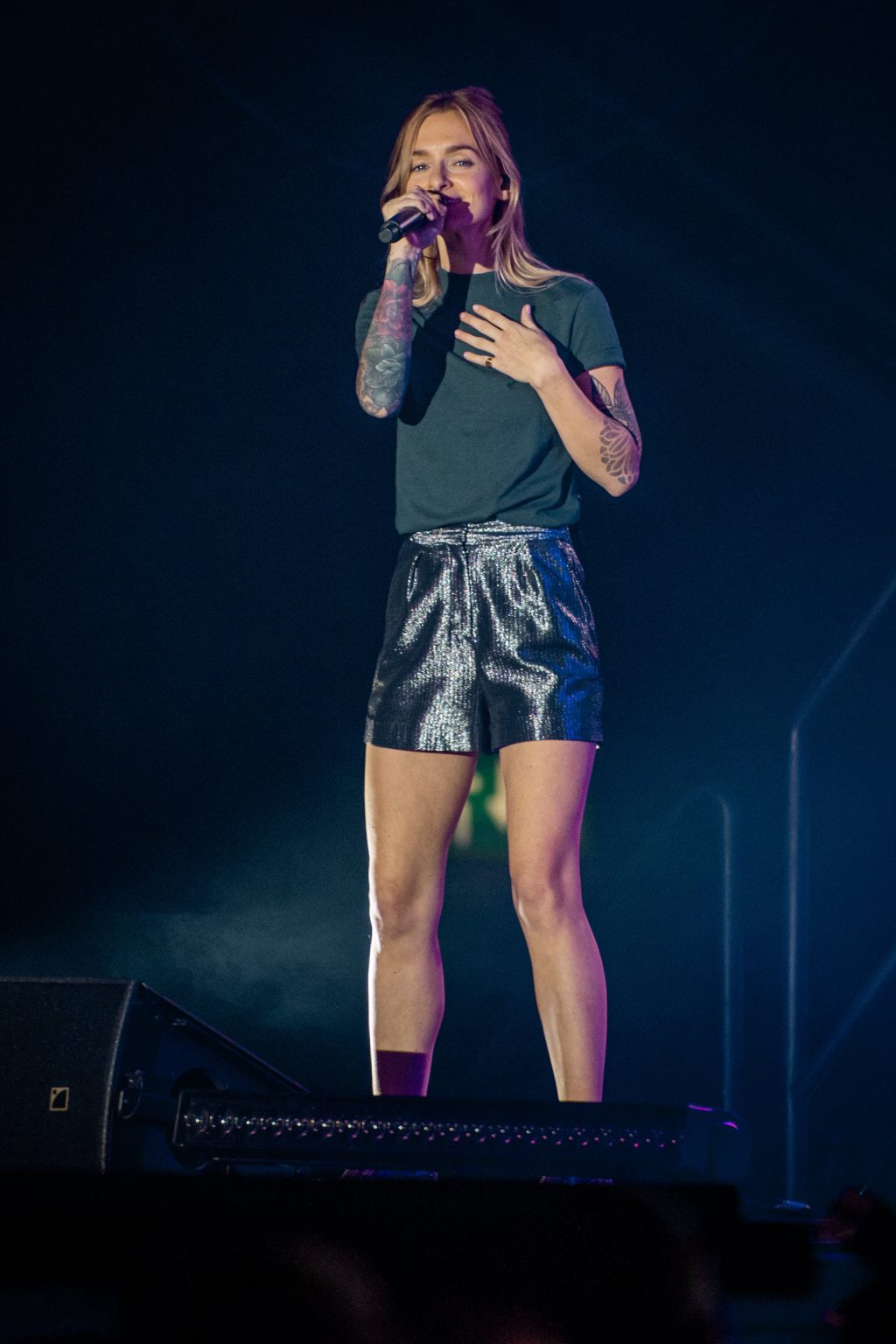 Überraschung auf Sarah Zuckers Debütalbum!