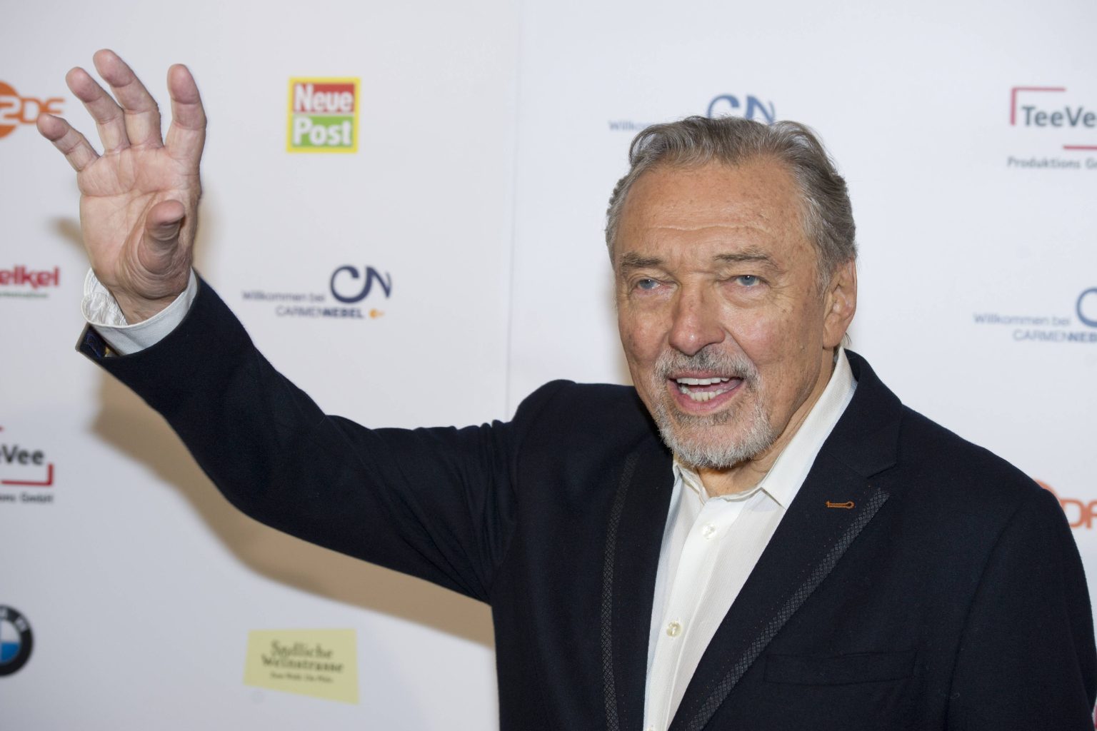 Karel Gott: Seine Frau verrät erstaunliche Details über Biografie