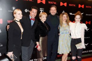 „Strurm der Liebe“-Star sorgt mit diesem Schlager-Witz für Verwirrung bei Fans