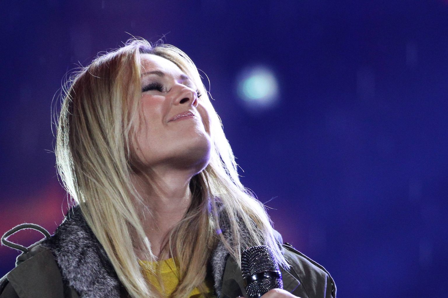 Nach Rippenfraktur: Helene Fischer mit spektakulärem Tour-Start
