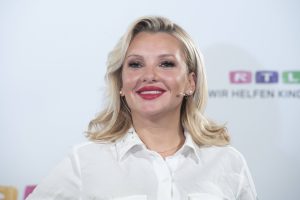 “So persönlich war es noch nie”: Evelyn Burdecki startet mit eigener TV-Serie durch