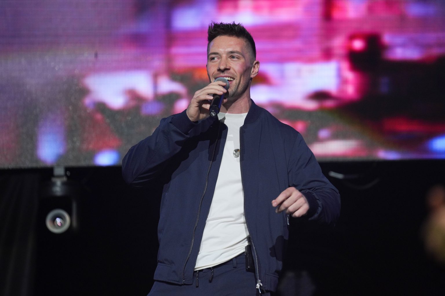 Mega-Konzert: Ramon Roselly moderiert RTL-Schlagershow – Diese Stars sind mit dabei