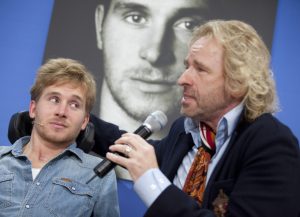 15 Jahre nach “Wetten, dass..?”-Unfall: Samuel Koch kämpft erneut vor Gericht