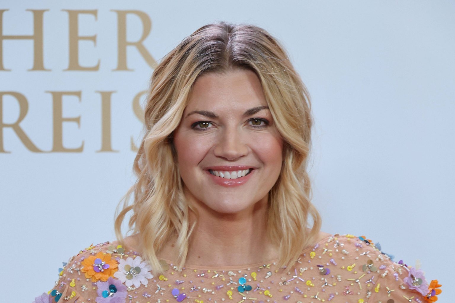 Nina Bott aus GZSZ: Besorgnis über den Gesundheitszustand der Schauspielerin