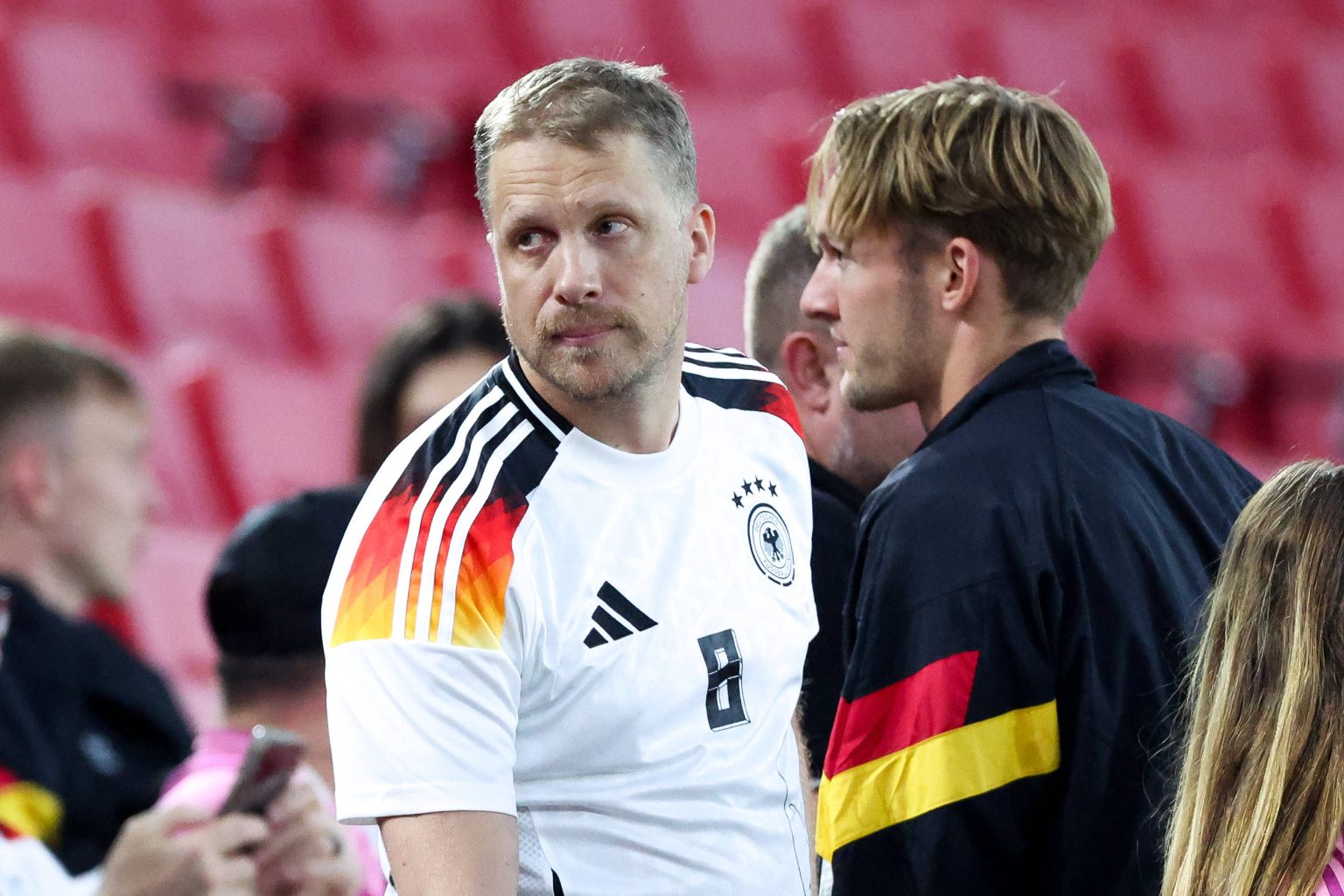 Dauergast bei Fußball-EM: Oliver Pocher zieht Groll der Fans auf sich