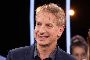 “Resterampe”: Ingolf Lück lästert über Gästeliste von Carmen Nebels Abschiedsshow