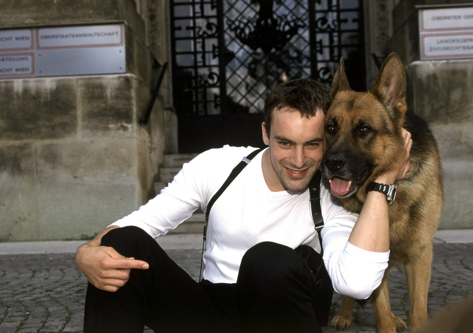 Fans können sich freuen: Sat.1 bringt Kultserie zurück auf die Bildschirme