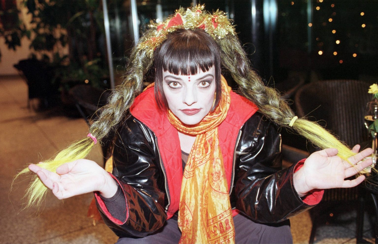 Was macht Nina Hagen heute? Die Punk-Diva wird 70