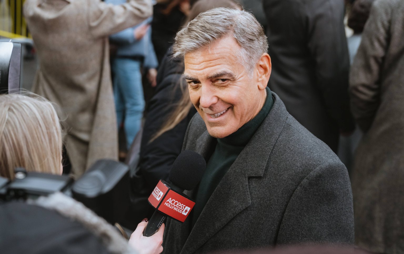 George Clooney überrascht mit neuem Look – Was steckt dahinter?
