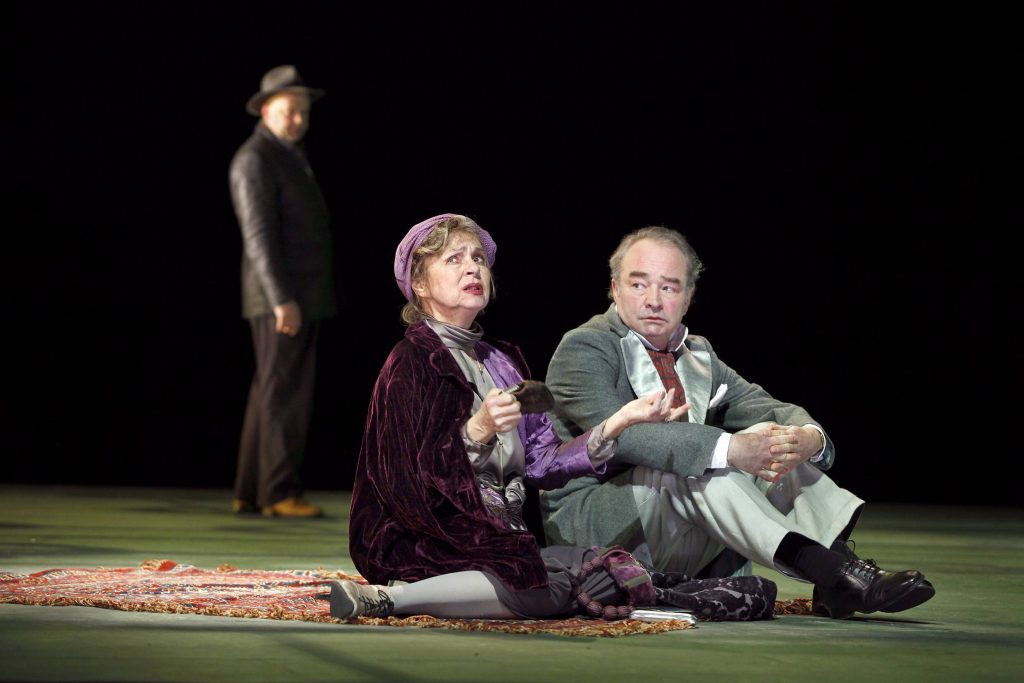 26.10.2011 Berliner Ensemble DER KIRSCHGARTEN