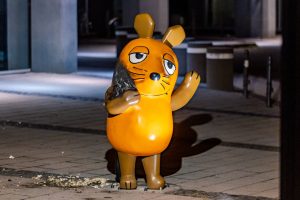 Feuer-Anschlag auf Maus-Figur in Köln: “Diese Tat macht uns fassungslos”