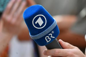 Süße Baby-News: ARD-Moderatorin erwartet drittes Kind